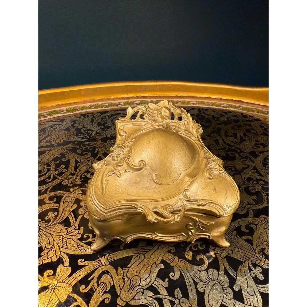 N/A antique art
